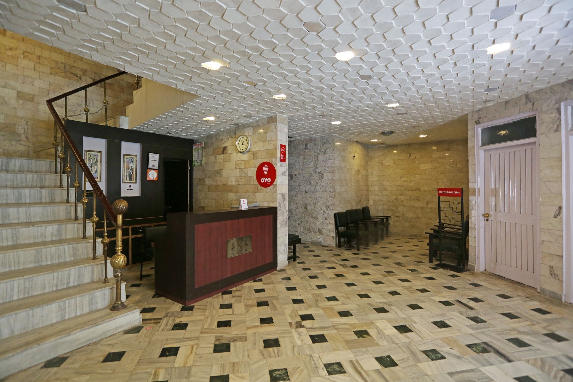 แลงเดล แมเนอร์ Hotel ไนนิตาล ภายนอก รูปภาพ
